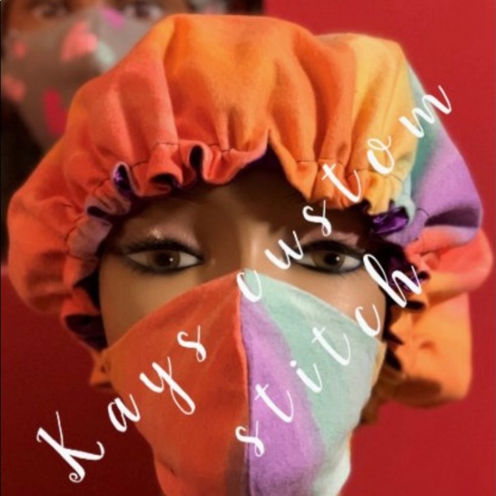 Hair bonnet and face mask sets